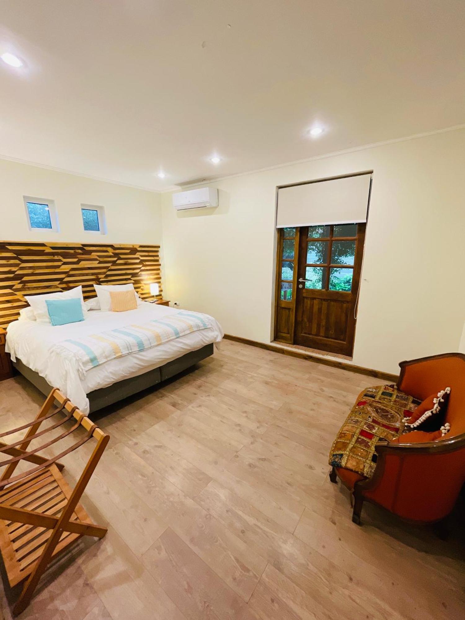 Hotel Hoja De Parra Santa Cruz Extérieur photo